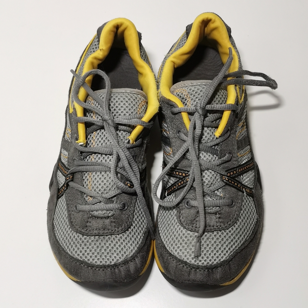 RUGGED OUTBACK | Youth Lightweight Runners, Yellow + Grey